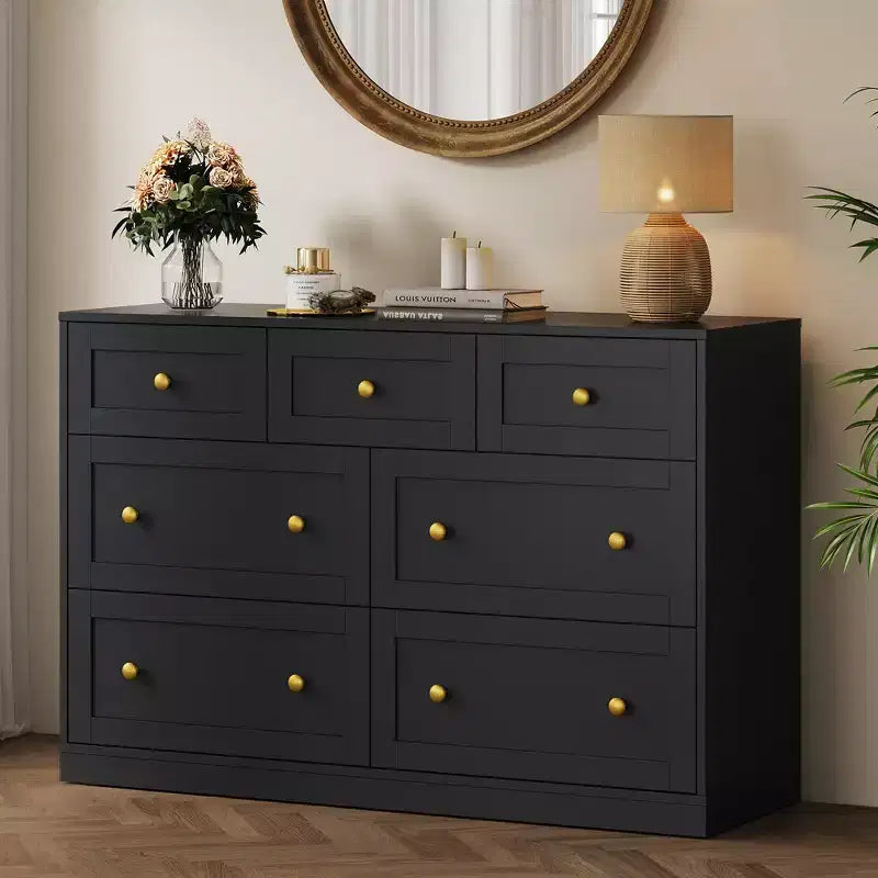 Commode à 7 tiroirs avec poignées dorées – 119 cm (L) x 80,5 cm (H), capacité supérieure de 90 kg, anti-basculement, beige/noir