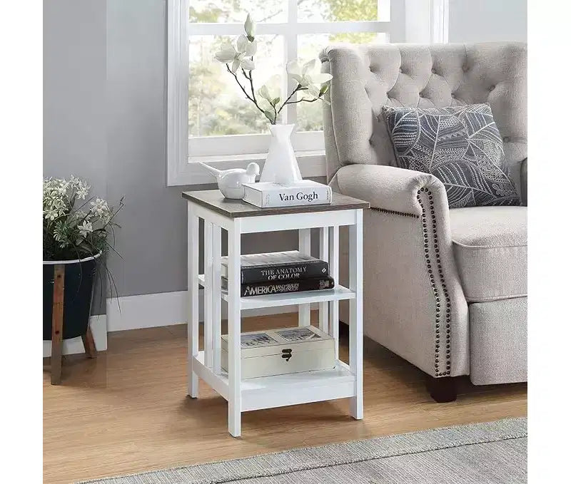 Table d'appoint en bois blanc avec 2 étagères – 60,3 cm H x 40 cm L, table de chevet compacte pour petits espaces