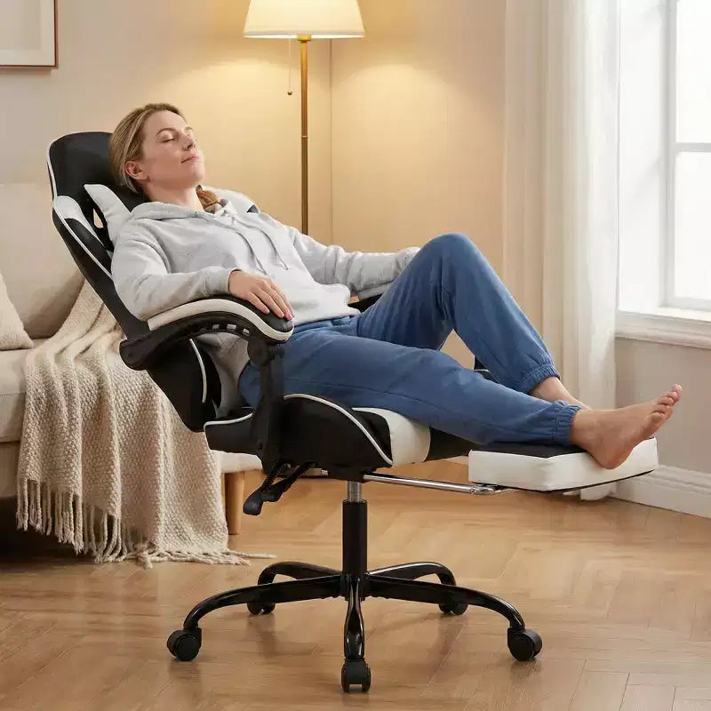 Chaise de jeu ergonomique avec repose-pieds, coussin lombaire massant, appui-tête et capacité de 150 kg