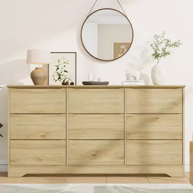 Commode en bois de 150 cm de large à 9 tiroirs avec poignées discrètes et plateau large – Meuble de rangement moderne