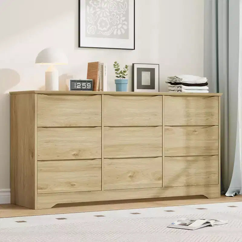 Commode en bois de 150 cm de large à 9 tiroirs avec poignées discrètes et plateau large – Meuble de rangement moderne