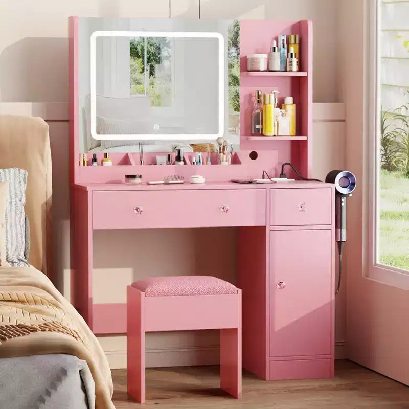 Coiffeuse rose avec miroir LED, tabouret et prise de courant – Table de maquillage avec tiroirs et étagères